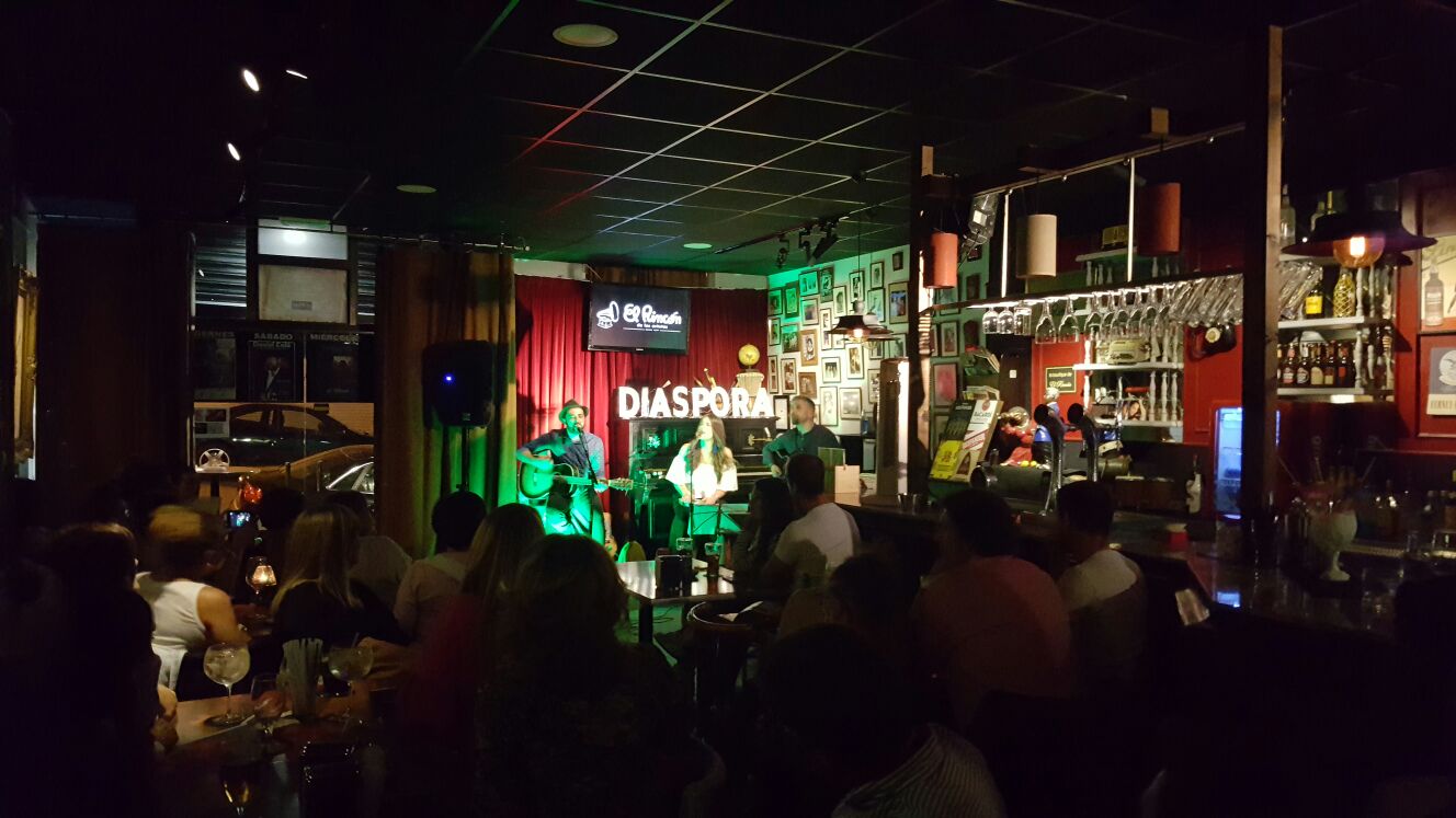 Éxito no concerto de Vizcaíno en El Rincón de los Artistas en Vigo